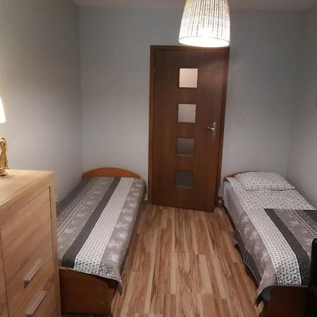 Topola1 Lägenhet Krasków Exteriör bild