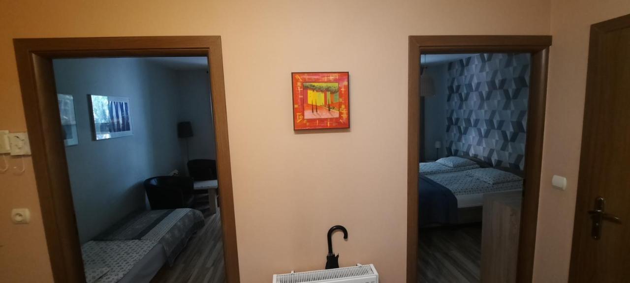 Topola1 Lägenhet Krasków Exteriör bild